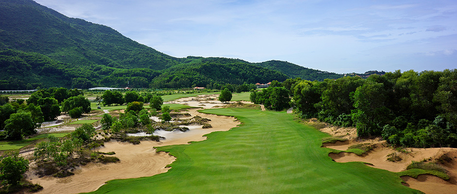 Laguna Lang Co Golf Club Vietnam